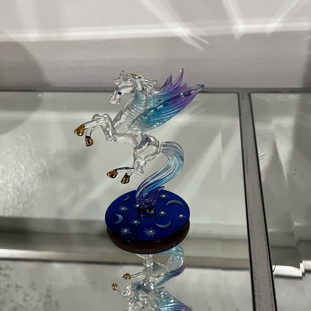 Glass baron celestial Pegasus - Picture 7 of 8